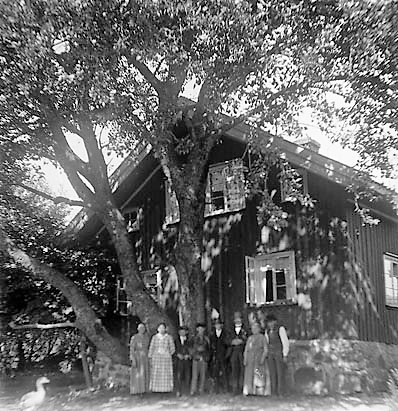 Denna bild har ett alt-attribut som är tomt. Dess filnamn är dacda-hjaltebyhus1923.jpg